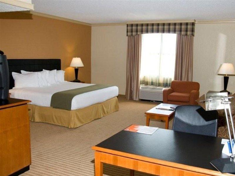 Hotel Express & Dfw Airport North By Ihg