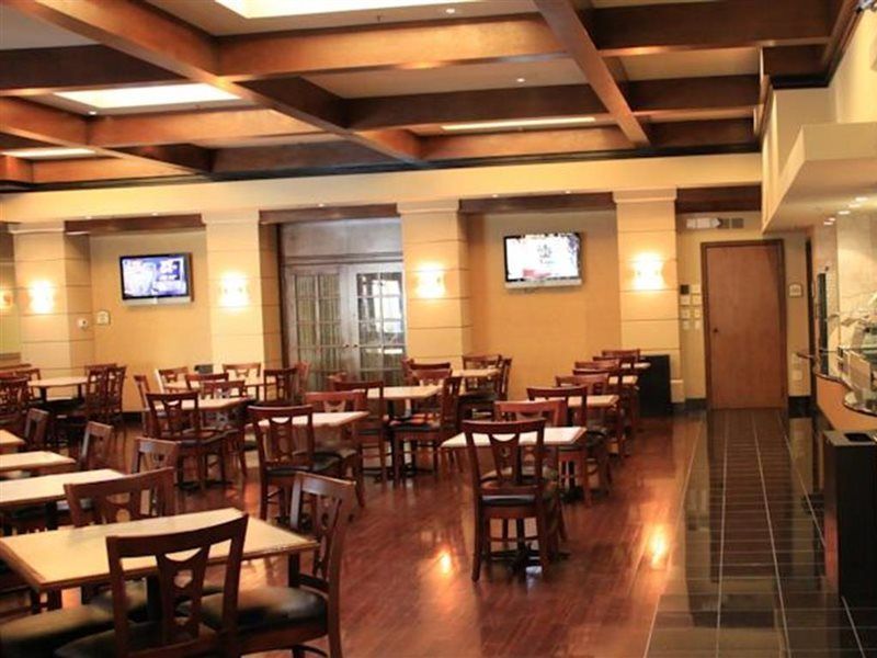 Express & Dfw Airport North By Ihg 3*