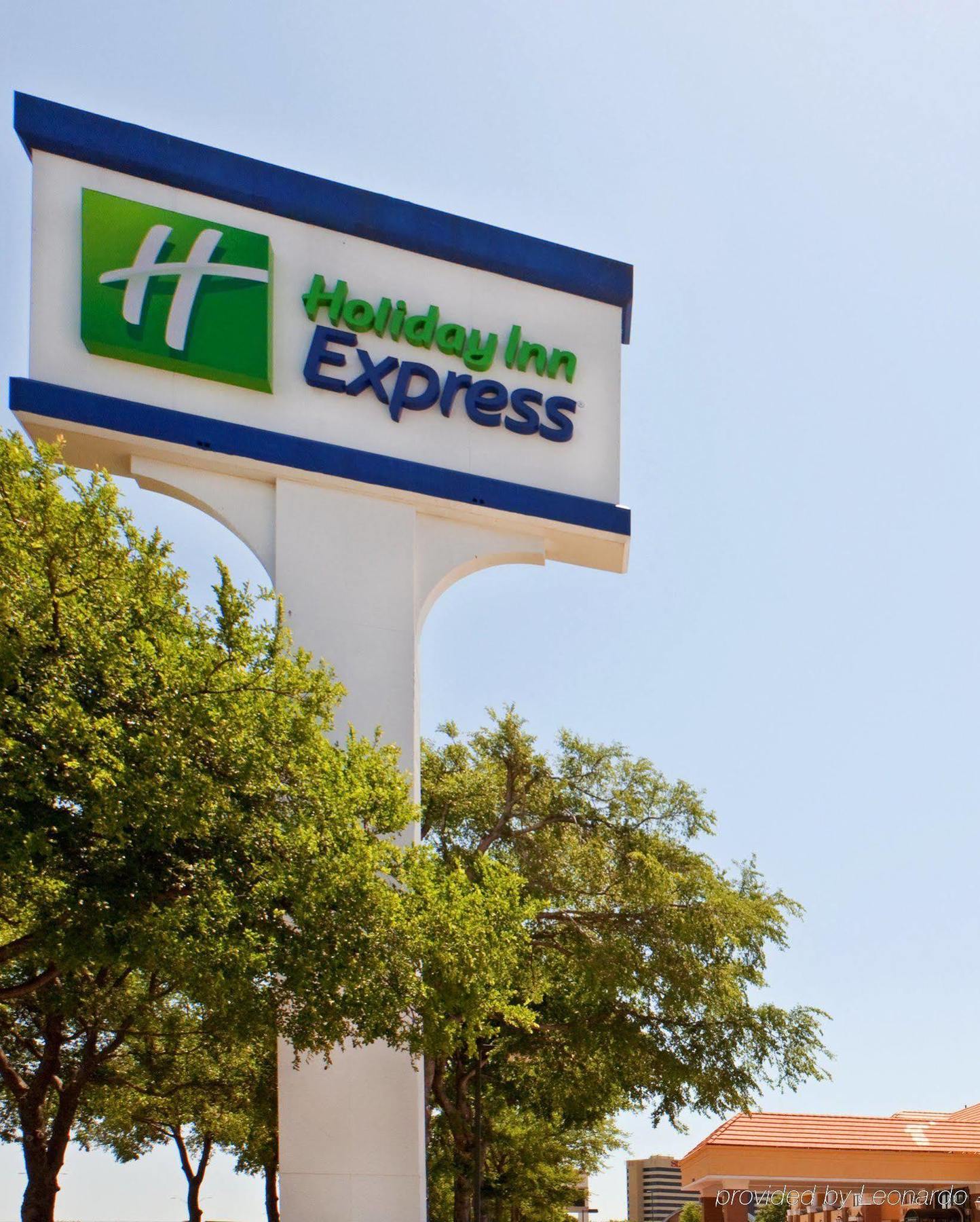 Hotel Express & Dfw Airport North By Ihg Irving