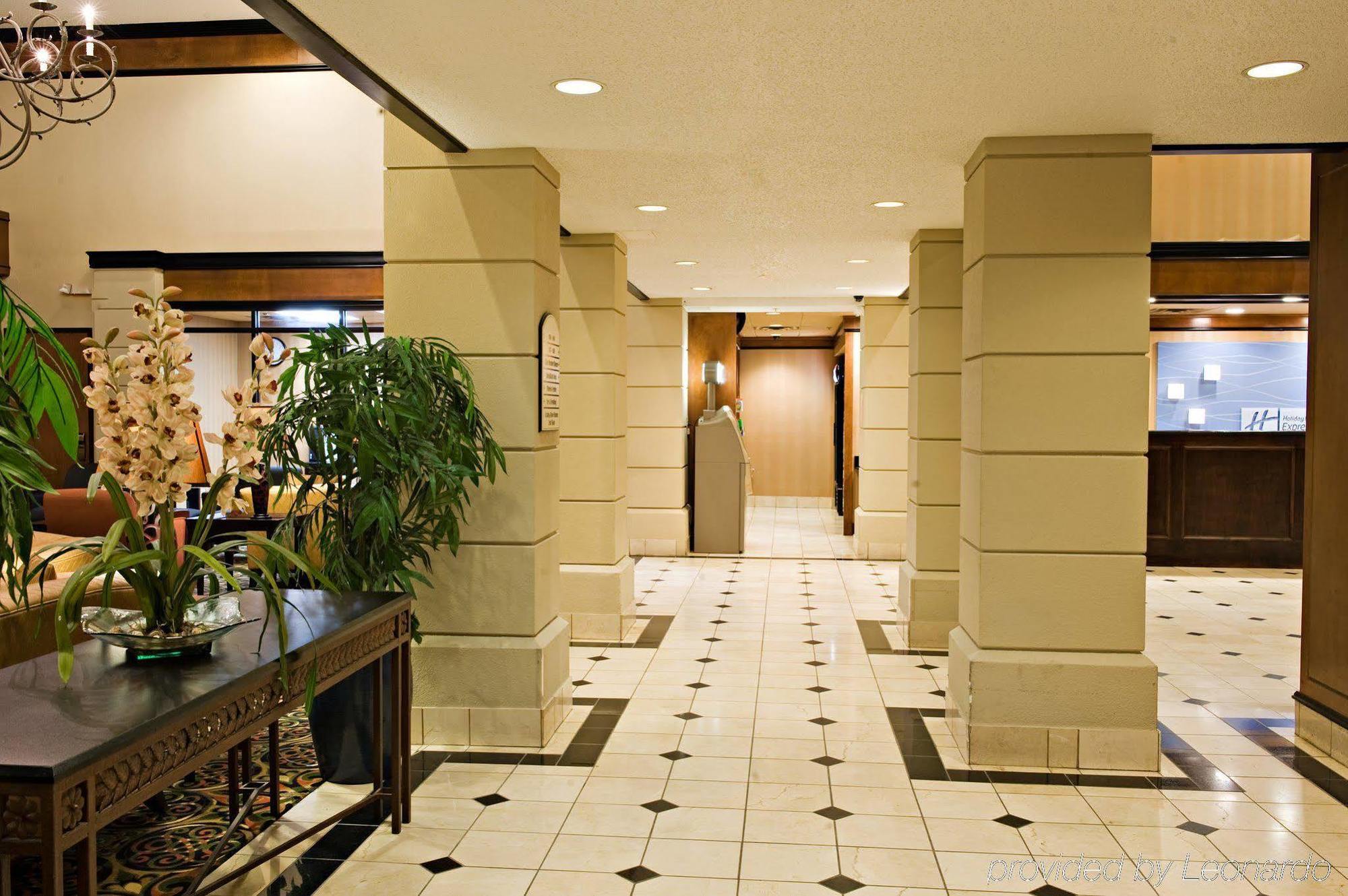Express & Dfw Airport North By Ihg