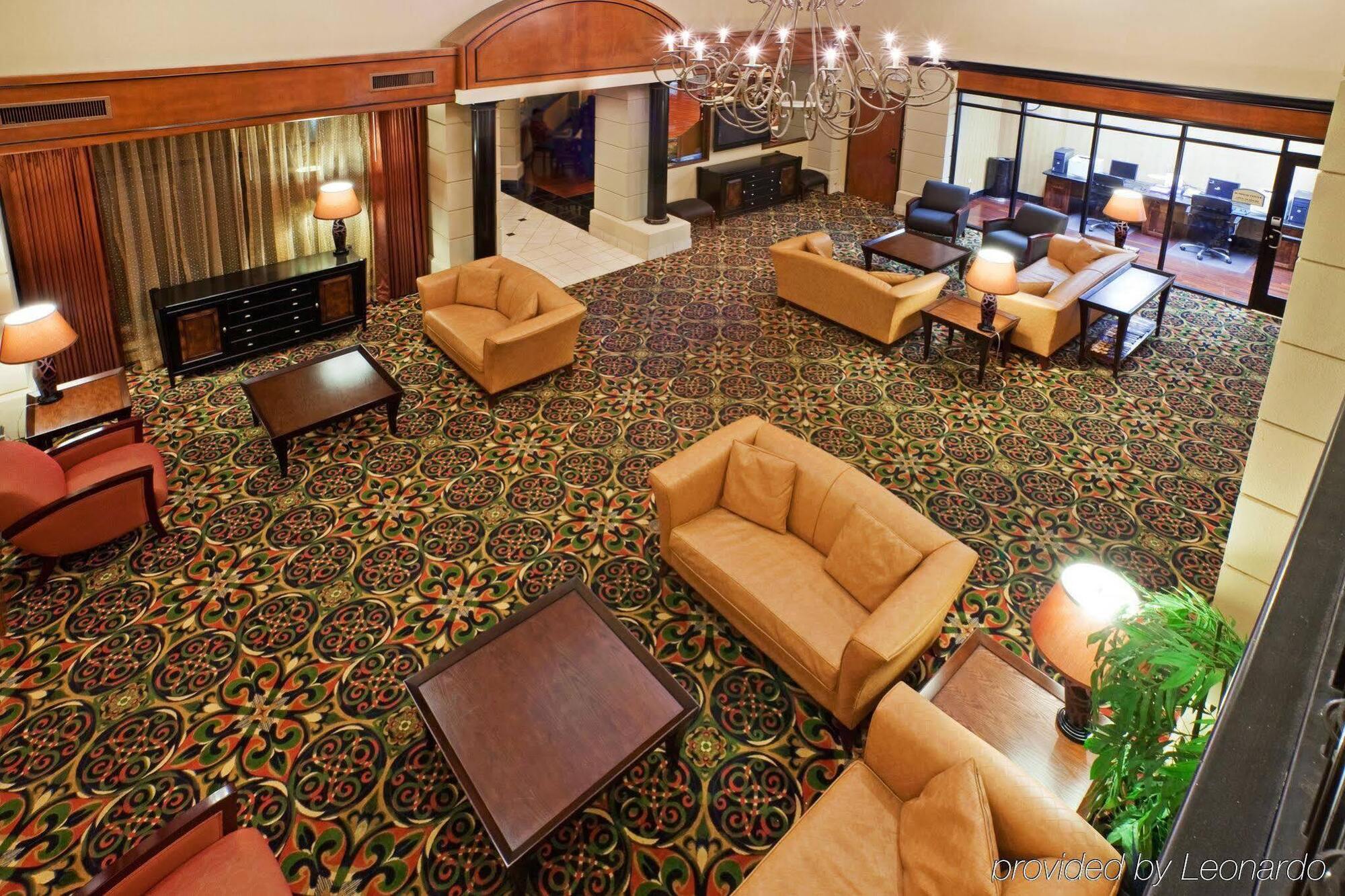 Express & Dfw Airport North By Ihg 3*
