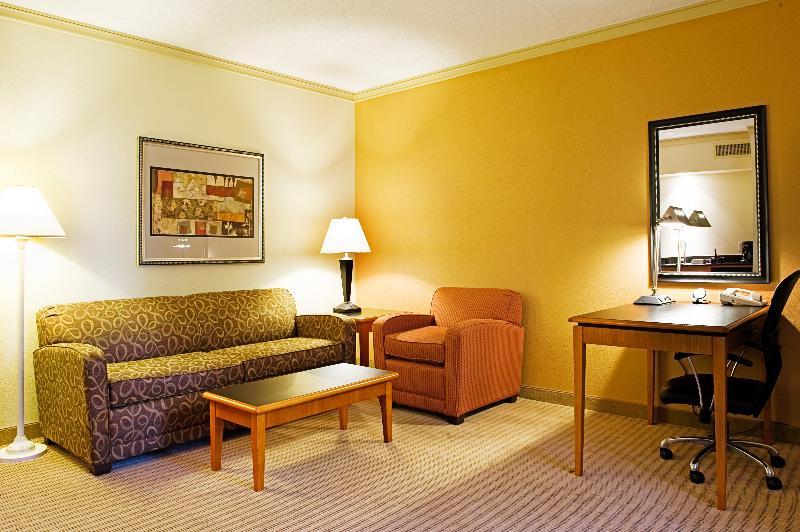 Express & Dfw Airport North By Ihg