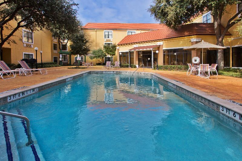 Express & Dfw Airport North By Ihg 3* Irving