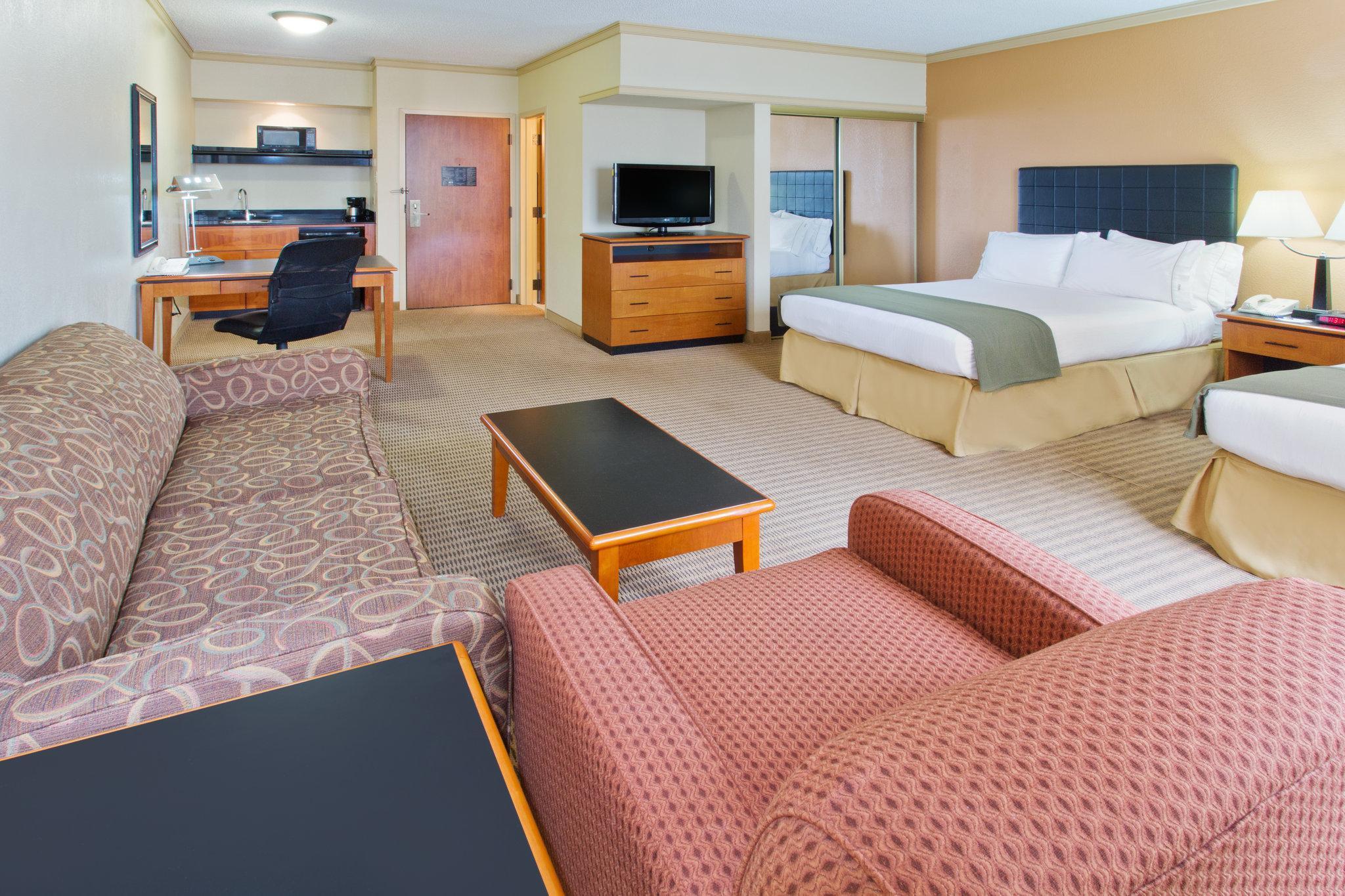 Express & Dfw Airport North By Ihg Hotel Irving