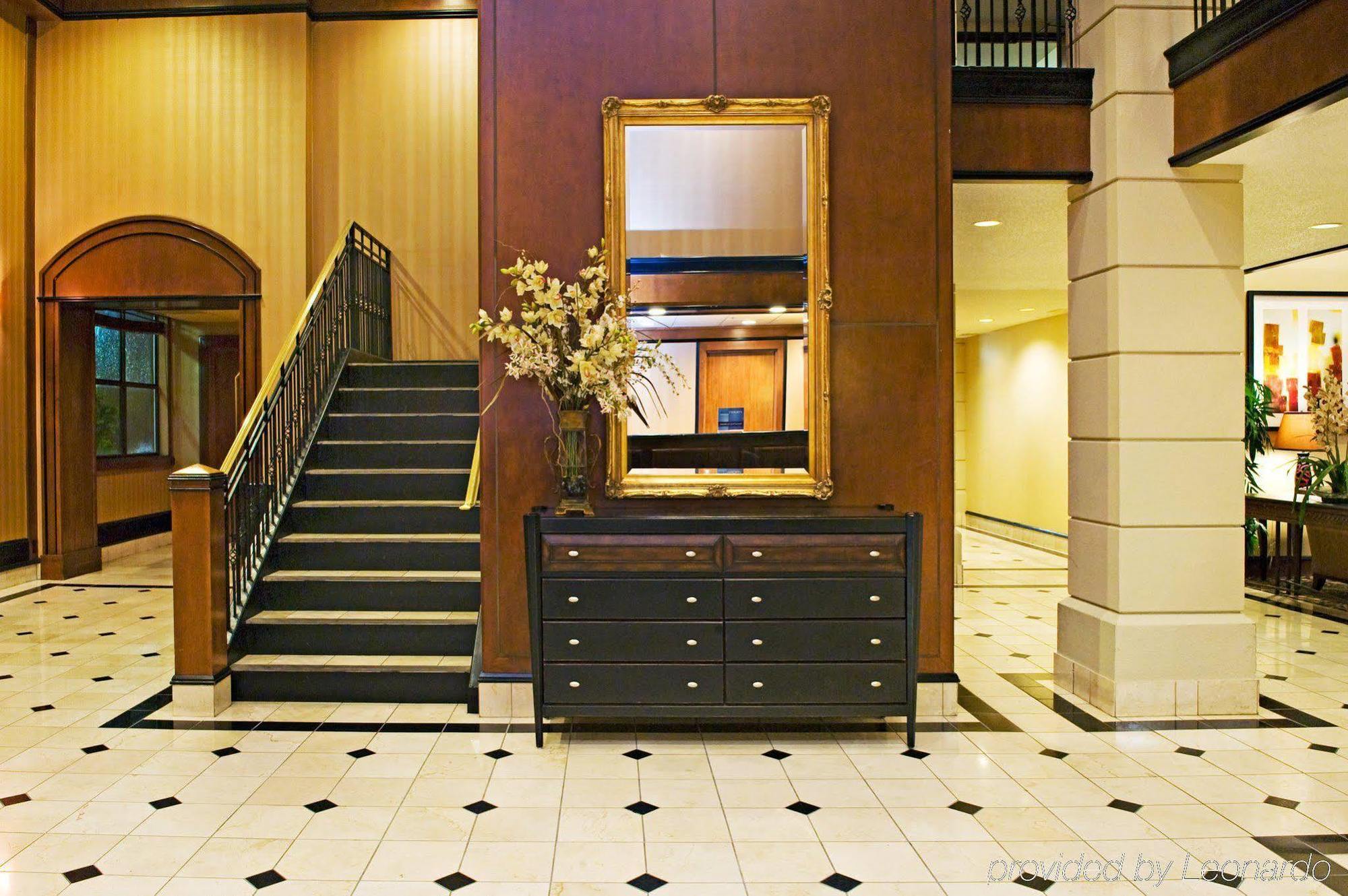 Express & Dfw Airport North By Ihg Hotel