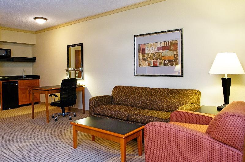 Hotel Express & Dfw Airport North By Ihg 3*